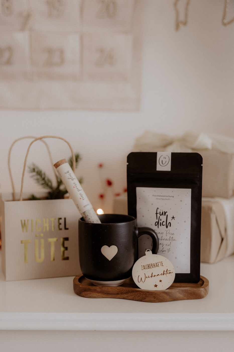Wichteltüte „Kleine Auszeit“ mit Tasse, Tee & Holz-Untersetzer – fertiges Wichtelgeschenk