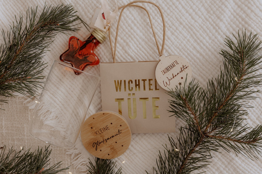 Wichteltüte „Kleine Glücksmomente“ mit Vorratsglas & Barbecueöl – fertiges Wichtelgeschenk